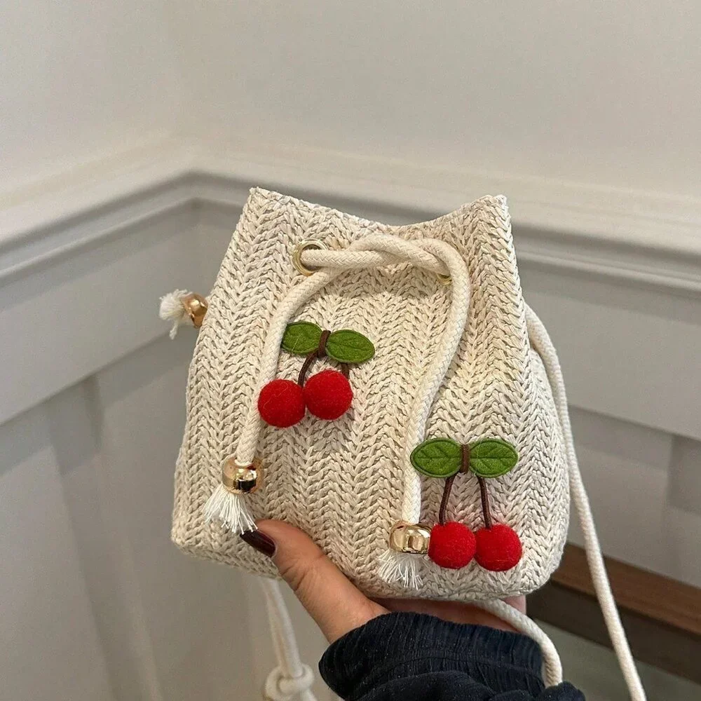 Beige Fashionable Women's Strawberry Shoulder Diagonal Crossbody Handbag